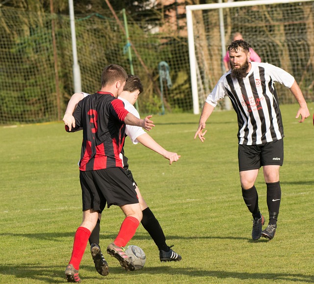 两支球队就 两支球队就